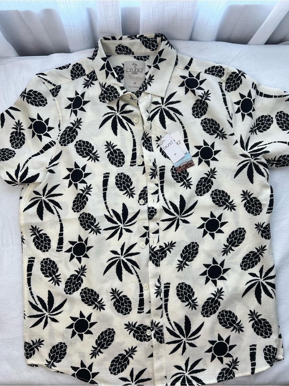 Bruno Oasis Tropical Pineapple Button-Up Shirt & Shorts Set Size M – Resort NWT